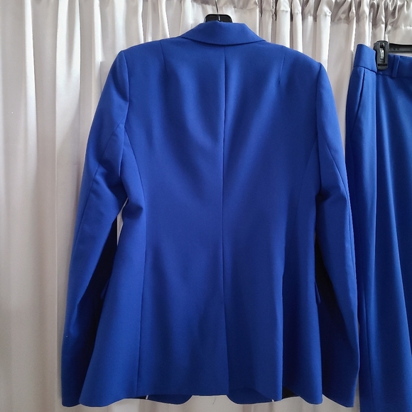 Banana Republic Blue Size Small Size Medium 2 piece wool pant and blazer suit - Picture 6 of 11
